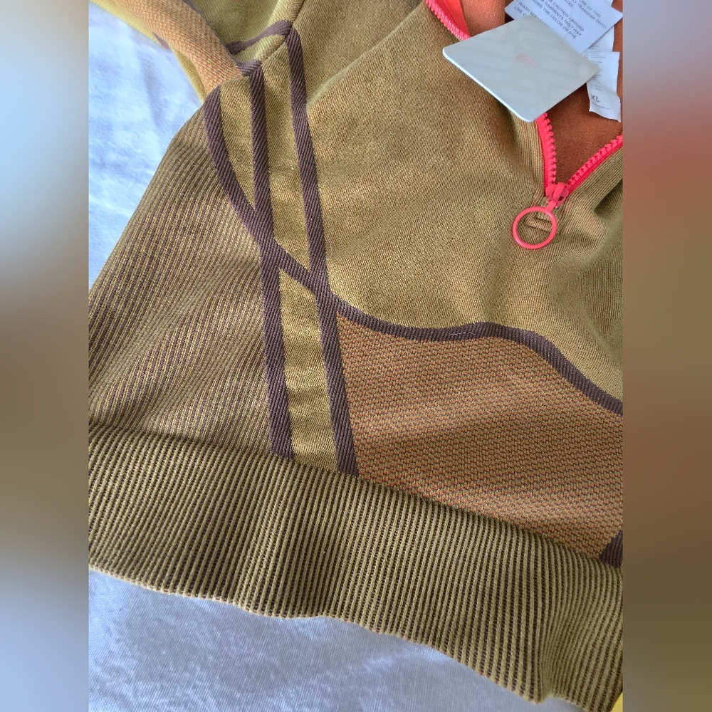 NWT Fabletics Opal Seamless Half Zip Retro Crop Top Olive Athletic Gym Yoga XL - Picture 9 of 13